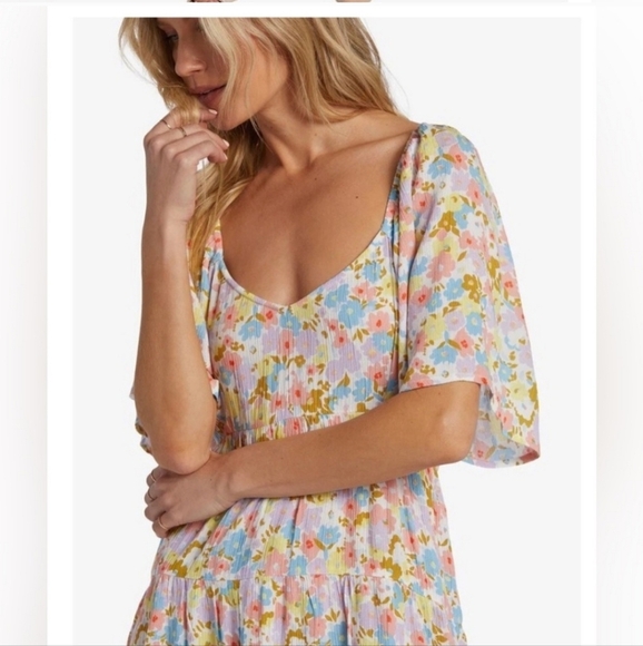 Billabong Take A Chance‎ Salt Crystal floral mini Babydoll Dress size Medium new - Picture 4 of 5